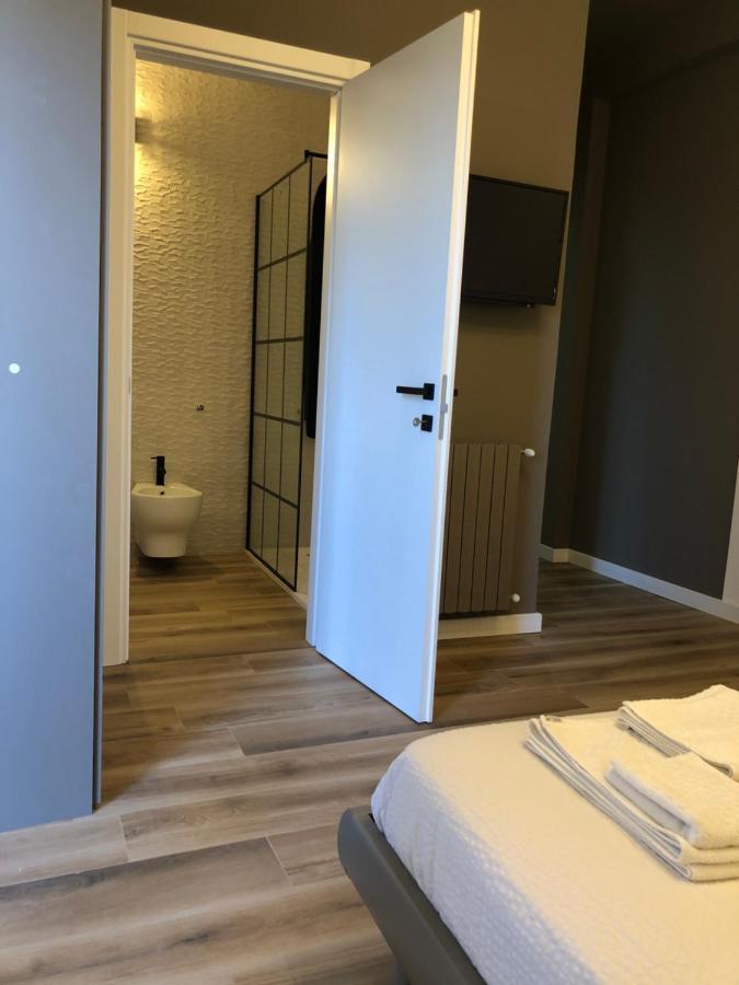 A Due Passi Dalla Scalinata Rooms Caltagirone Eksteriør bilde