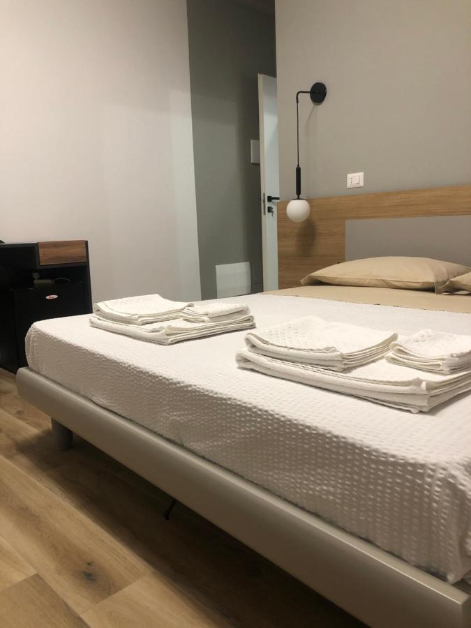 A Due Passi Dalla Scalinata Rooms Caltagirone Eksteriør bilde